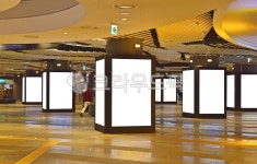 전광판광고, 간판, 전광판, 목업, 지하도광고, 사진,이미지,일러스트,캘리그라피 - space작가 크라우드픽 - 저작권 걱정 없는 상업용 이미지