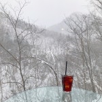 아메리카노, 겨울풍경, 눈쌓인, 겨울카페, 아이스아메리카노, 사진,이미지,일러스트,캘리그라피 - Nqkrtndusdla작가 크라우드픽 - 저작권 걱정... 
