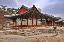 통명전, 지당, 전각, 보물제818호, 창경궁, 사진,이미지,일러스트,캘리그라피 - Deep bLUE작가 크라우드픽 - 저작권 걱정 없는 상업용 이미지