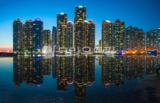 야경, 해운대, 마린시티, 더베이101, 동백섬, 사진,이미지,일러스트,캘리그라피 - 휴먼노트작가 크라우드픽 - 저작권 걱정 없는 상업용 이미지