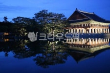 경복궁야경, 경복궁, 경회루, 경회루야경, 궁궐아경, 사진,이미지,일러스트,캘리그라피 - 박하연작가 크라우드픽 - 저작권 걱정 없는 상업용 이미지