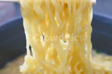 라면, 한젓가락, ramen, 라면완성, 면발, 사진,이미지,일러스트,캘리그라피 - 티메팡작가 크라우드픽 - 저작권 걱정 없는 상업용 이미지