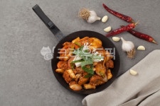 철판닭갈비, 춘천닭갈비, 닭요리, 닭고기, 닭붉고기, 사진,이미지,일러스트,캘리그라피 - 박프로 진Studio작가 크라우드픽 - 저작권 걱정 없는... 