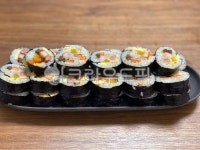 김밥, 분식, 집밥, 음식, 푸드, 사진,이미지,일러스트,캘리그라피 - ROCKL작가 크라우드픽 - 저작권 걱정 없는 상업용 이미지
