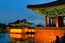 반영, 경주, 안압지, 전통가옥, 한국관광지, 사진,이미지,일러스트,캘리그라피 - ilmare작가 크라우드픽 - 저작권 걱정 없는 상업용 이미지