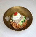 함흥면옥사직밀면안락 | 냉면, 함흥냉면, 비빔냉면, 비빔국수, 밀면, 사진,이미지,일러스트,캘리그라피 - 일일일랭작가 크라우드픽 - 저작권 걱정 없는 상업용 이미지