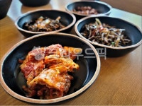 식당, 업소, 김치, 반찬, 밑반찬, 사진,이미지,일러스트,캘리그라피 - 양기리작가 크라우드픽 - 저작권 걱정 없는 상업용 이미지