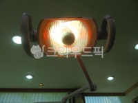 치과, 조명, lighting, 치과조명, 치료, 사진,이미지,일러스트,캘리그라피 - 치과원장작가 크라우드픽 - 저작권 걱정 없는 상업용 이미지