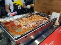 오징어순대, 꼬치, 꼬치구이, 길거리음식, 시장, 사진,이미지,일러스트,캘리그라피 - 찌글이작가 크라우드픽 - 저작권 걱정 없는 상업용 이미지