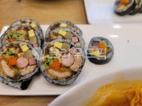 김밥, 음식, 분식, 큰김밥, 작은김밥, 사진,이미지,일러스트,캘리그라피 - IamGonna작가 크라우드픽 - 저작권 걱정 없는 상업용 이미지