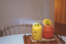 음료, 커피, 카페, 쥬스, 노랑, 사진,이미지,일러스트,캘리그라피 - zedd작가 크라우드픽 - 저작권 걱정 없는 상업용 이미지