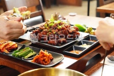 족발, 쌈, 불족, 불족발, 양념족발, 사진,이미지,일러스트,캘리그라피 - 맛있는 사진작가 크라우드픽 - 저작권 걱정 없는 상업용 이미지