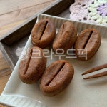 cafe, 커피콩, 빵, 카페, 빵집, 사진,이미지,일러스트,캘리그라피 - hongpilgye작가 크라우드픽 - 저작권 걱정 없는 상업용 이미지