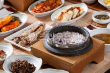 쌀, 한식, 돌솥밥, 정식, 한정식, 사진,이미지,일러스트,캘리그라피 - 미미스튜디오작가 크라우드픽 - 저작권 걱정 없는 상업용 이미지