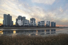 일몰, 석양, 수변길, 안산수변길, 수변공원길, 사진,이미지,일러스트,캘리그라피 - Deep bLUE작가 크라우드픽 - 저작권 걱정 없는 상업용 이미지