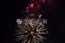 fireworks, 불꽃, 불꽃놀이, 태안, 안면도, 사진,이미지,일러스트,캘리그라피 - minkyu3730작가 크라우드픽 - 저작권 걱정 없는 상업용 이미지