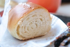 bread, 빵, food, 음식, 카페, 사진,이미지,일러스트,캘리그라피 - 먹스타 킹콩작가 크라우드픽 - 저작권 걱정 없는 상업용 이미지