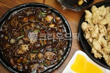 짜장, 짜장면, 자장면, 면, 음식, 사진,이미지,일러스트,캘리그라피 - pb이로작가 크라우드픽 - 저작권 걱정 없는 상업용 이미지