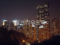 주상복합, 삼성, 고급주택, 양재천, 타워팰리스, 사진,이미지,일러스트,캘리그라피 - Deep bLUE작가 크라우드픽 - 저작권 걱정 없는 상업용 이미지