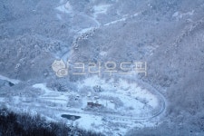 길, 도로, 구불구불, 국사봉, 겨울, 사진,이미지,일러스트,캘리그라피 - irum작가 크라우드픽 - 저작권 걱정 없는 상업용 이미지