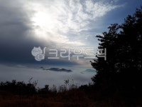 구름, 해무, 산, 만우사, 산정상, 사진,이미지,일러스트,캘리그라피 - 그해 봄작가 크라우드픽 - 저작권 걱정 없는 상업용 이미지