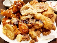 치킨, 마늘치킨, 후라이드치킨, friedchicken, 반반치킨, 사진,이미지,일러스트,캘리그라피 - 아리벨라작가 크라우드픽 - 저작권 걱정 없는... 