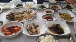 food, 음식, meal, 식사, 시골밥상, 사진,이미지,일러스트,캘리그라피 - 현아_HYUNA작가 크라우드픽 - 저작권 걱정 없는 상업용 이미지