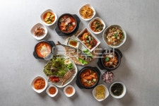 보쌈정식, 한식, 보쌈, 생선조림, 순두부, 사진,이미지,일러스트,캘리그라피 - coolazrael작가 크라우드픽 - 저작권 걱정 없는 상업용 이미지