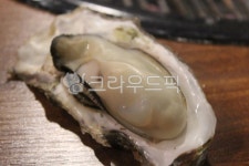 굴구이, 구이, 해산물, 해물, 젓가락, 사진,이미지,일러스트,캘리그라피 - Nhide_pose작가 크라우드픽 - 저작권 걱정 없는 상업용 이미지