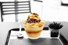 음식, 팥빙수, 빙수, 아이스크림, 시원한, 사진,이미지,일러스트,캘리그라피 - artin작가 크라우드픽 - 저작권 걱정 없는 상업용 이미지