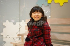 딸, 여자아이, 아이미소, 미소, 아이, 사진,이미지,일러스트,캘리그라피 - 블루울프작가 크라우드픽 - 저작권 걱정 없는 상업용 이미지