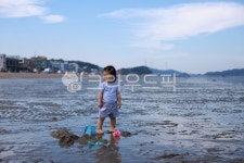 사람, person, 해변, 방아머리해수욕장, 해수욕장, 사진,이미지,일러스트,캘리그라피 - 빵호빵호작가 크라우드픽 - 저작권 걱정 없는 상업용 이미지