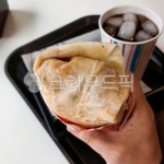 수제 오 부리또(Oh BURRITO) | burrito, 부리또, food, 음식, 식사, 사진,이미지,일러스트,캘리그라피 - Niamwinmir작가 크라우드픽 - 저작권 걱정 없는 상업용 이미지