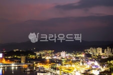 어촌야경, 야경, 논골마을, 동해, 항구, 사진,이미지,일러스트,캘리그라피 - SogiFilm작가 크라우드픽 - 저작권 걱정 없는 상업용 이미지