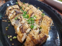 소금장어구이, 장어구이, 장어요리, 장어2인분, 장어구이정식, 사진,이미지,일러스트,캘리그라피 - 윤기나는우정작가 크라우드픽 - 저작권 걱정... 