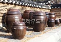 장독대, 항아리, 한국문화, korean, traditional, 사진,이미지,일러스트,캘리그라피 - LAZU작가 크라우드픽 - 저작권 걱정 없는 상업용 이미지
