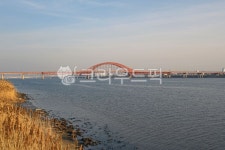 방화대교, 한강, 한강다리, 행주나루터, 풍경, 사진,이미지,일러스트,캘리그라피 - Deep bLUE작가 크라우드픽 - 저작권 걱정 없는 상업용 이미지