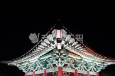 동궁과월지, 동궁, 월지, 신라, 궁전, 사진,이미지,일러스트,캘리그라피 - what the fun작가 크라우드픽 - 저작권 걱정 없는 상업용 이미지