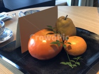 호텔, 웰컴, 과일, 감, 귤, 사진,이미지,일러스트,캘리그라피 - woojin작가 크라우드픽 - 저작권 걱정 없는 상업용 이미지