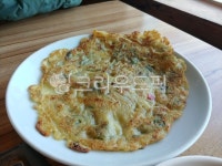 부침개, 지짐이, 전, 한식, 안주, 사진,이미지,일러스트,캘리그라피 - 달도시작가 크라우드픽 - 저작권 걱정 없는 상업용 이미지