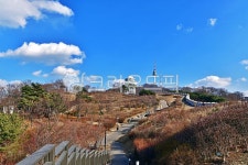 남산, 성곽길, 남산성곽길, 남산둘레길, 둘레길, 사진,이미지,일러스트,캘리그라피 - Deep bLUE작가 크라우드픽 - 저작권 걱정 없는 상업용 이미지