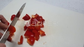 파프리카, 요리, 칼질, 도마, 칼, 사진,이미지,일러스트,캘리그라피 - 퍼더덕작가 크라우드픽 - 저작권 걱정 없는 상업용 이미지