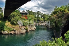 용연, 협곡, 제주도, 다리, 정자, 사진,이미지,일러스트,캘리그라피 - Deep bLUE작가 크라우드픽 - 저작권 걱정 없는 상업용 이미지