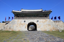 창룡문, 수원화성, 수원성, 수원, 화성, 사진,이미지,일러스트,캘리그라피 - 프리이미지작가 크라우드픽 - 저작권 걱정 없는 상업용 이미지