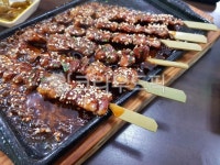 염통구이, 돌판, 불판, 염통, 꼬치, 사진,이미지,일러스트,캘리그라피 - 먹방작가 크라우드픽 - 저작권 걱정 없는 상업용 이미지
