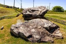 삼거리천곡고인돌, 고인돌, 무덤, 돌, 비석, 사진,이미지,일러스트,캘리그라피 - 메추리알작가 크라우드픽 - 저작권 걱정 없는 상업용 이미지