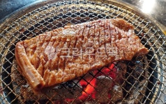 돼지갈비, 소갈비, 고기, 육류, 음식, 사진,이미지,일러스트,캘리그라피 - SeeOn작가 크라우드픽 - 저작권 걱정 없는 상업용 이미지