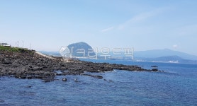 제주도, 산방산, 한라산, 바다, 하늘, 사진,이미지,일러스트,캘리그라피 - 걷보담작가 크라우드픽 - 저작권 걱정 없는 상업용 이미지