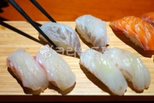 일식, 초밥, 스시, 일본음식, 회, 사진,이미지,일러스트,캘리그라피 - 횽횽작가 크라우드픽 - 저작권 걱정 없는 상업용 이미지