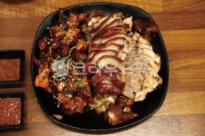 족발, 보쌈, 매운음식, 불족발, 불족, 사진,이미지,일러스트,캘리그라피 - peoplelee작가 크라우드픽 - 저작권 걱정 없는 상업용 이미지